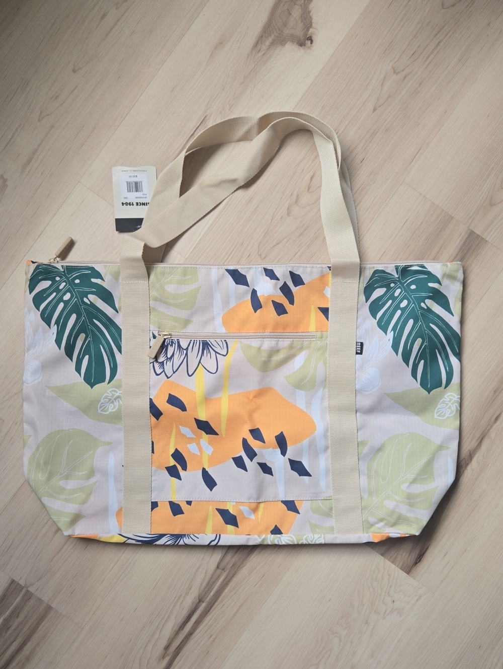 NWT Reef Bluewater Beach Tote, Fog Palm